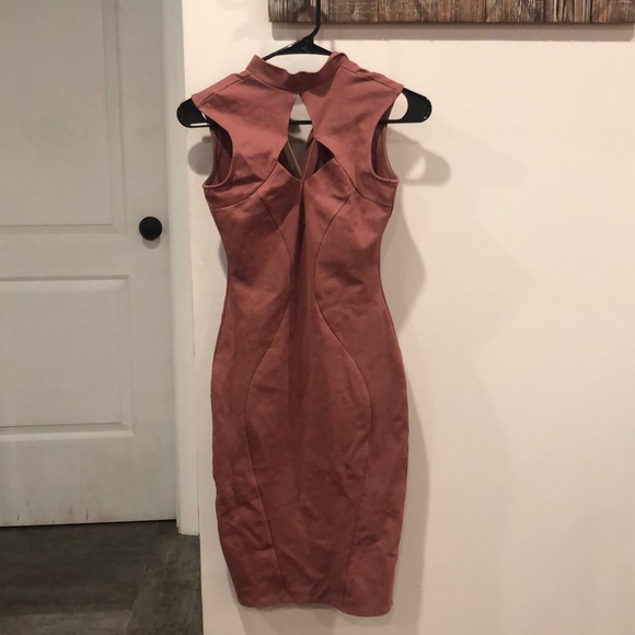 Form-fitting Cocktail Dress - Picture 1 of 3